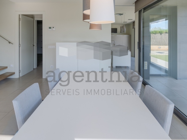 Agenthia